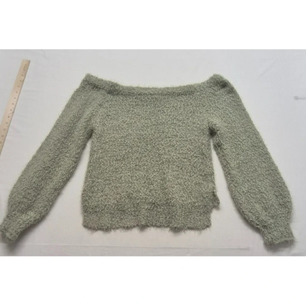NWT Rue 21 women's green‎ off the shoulder fuzzy tight knit pullover sweater LG